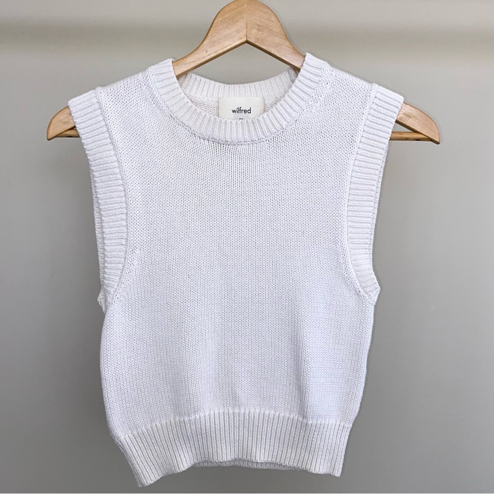 Aritzia Wilfred Alps merino wool sweater vest. 🤍 - Picture 2 of 5